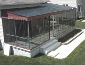 Veranda with polycarbonate-panel roofing
